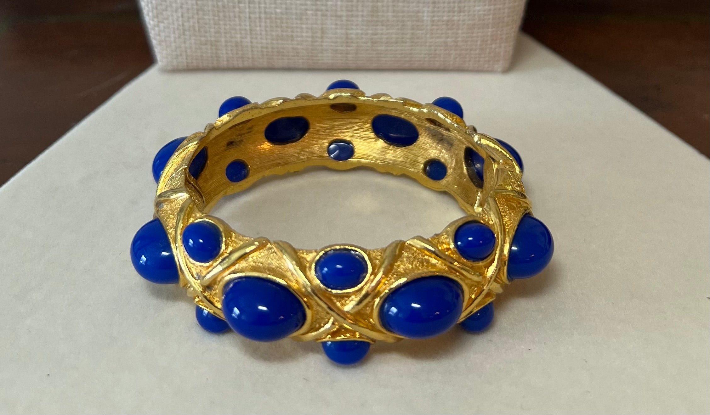 Vintage Fashionettes Miami Goldtone Blue Cabochon Hinge Bracelet