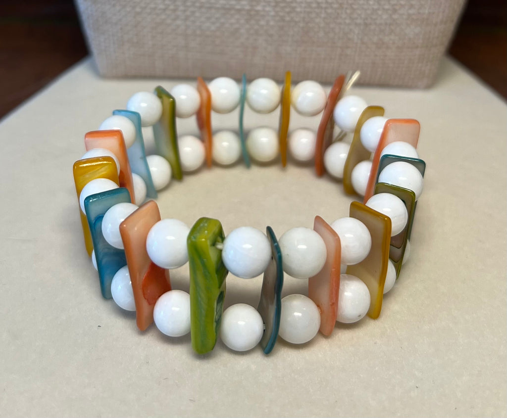 Vintage Mother of Pearl and Glass Bead Stretch Bracelet