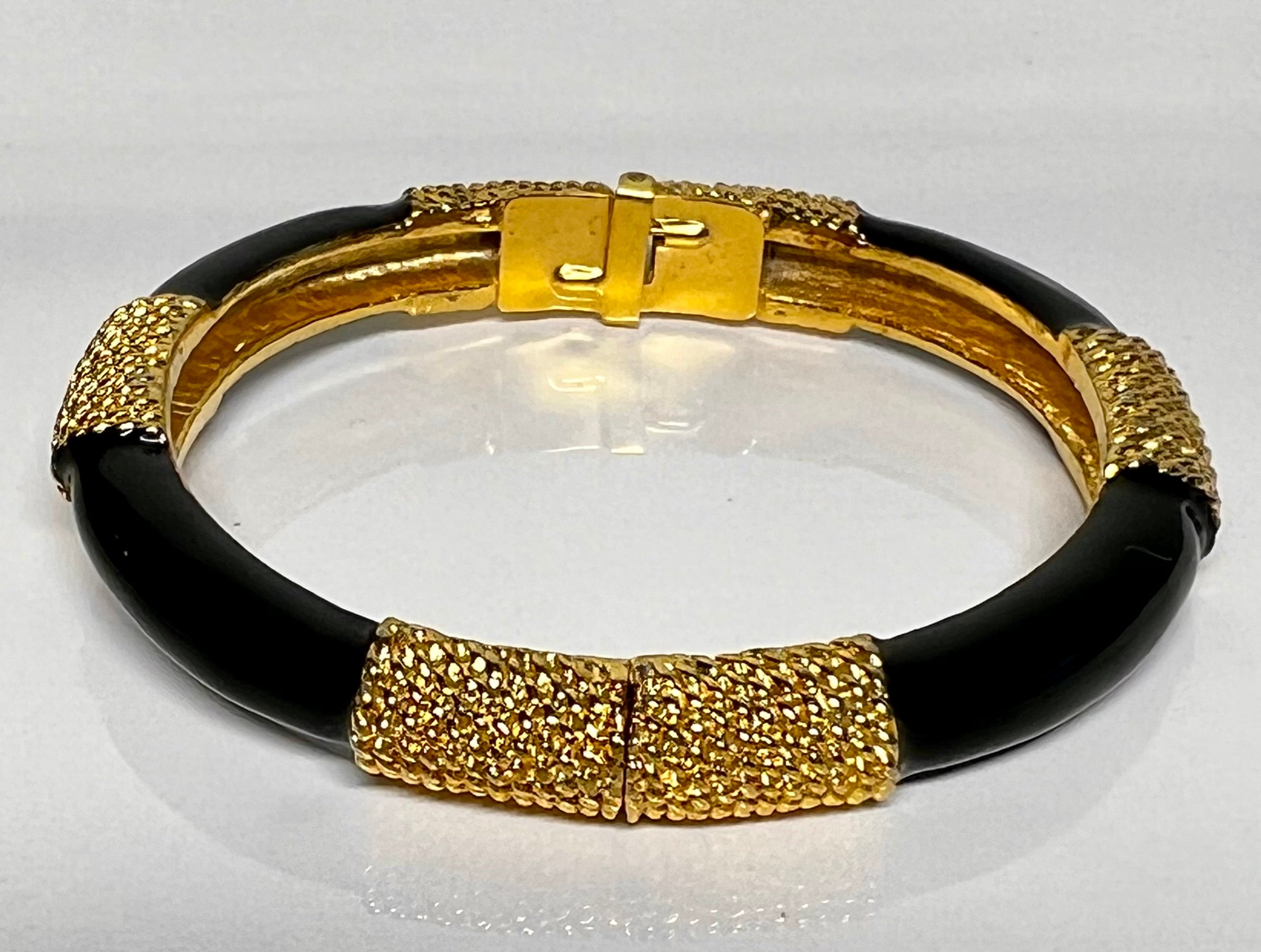 Vintage Black and Gold tone Hinge Bracelet