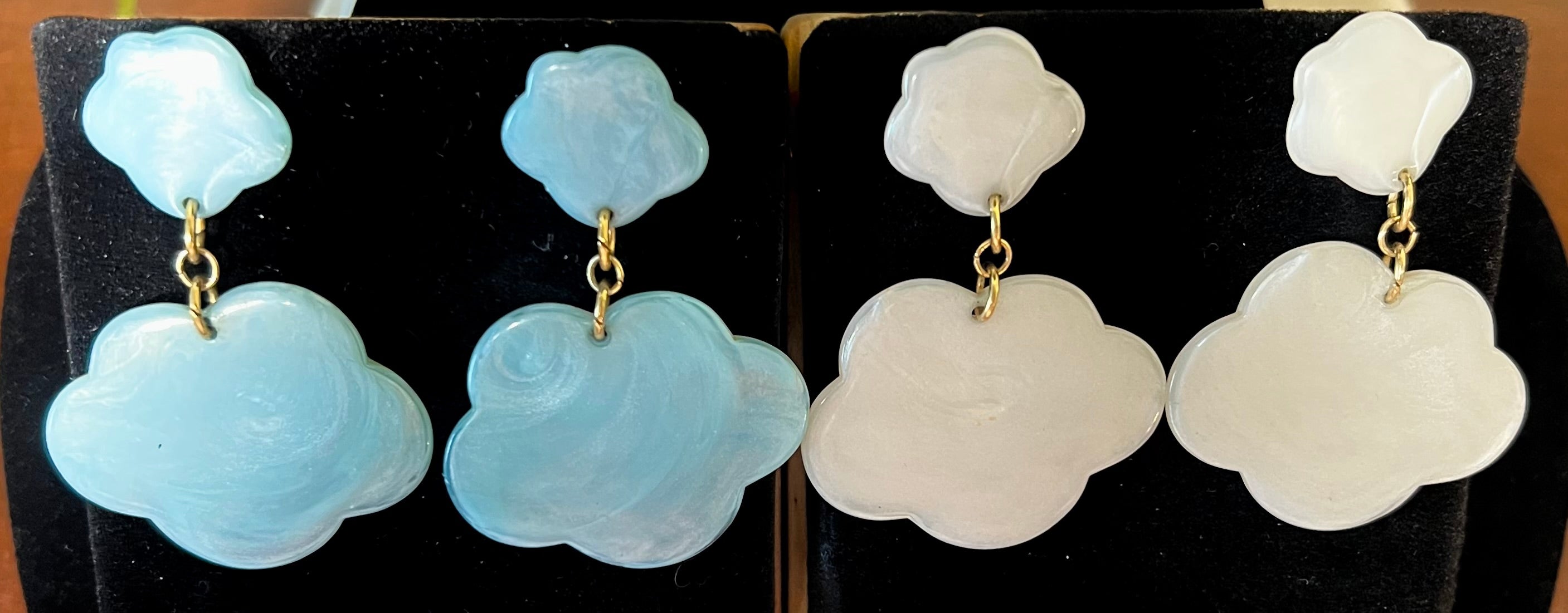 Vintage 1980s Avon Cloud Earrings